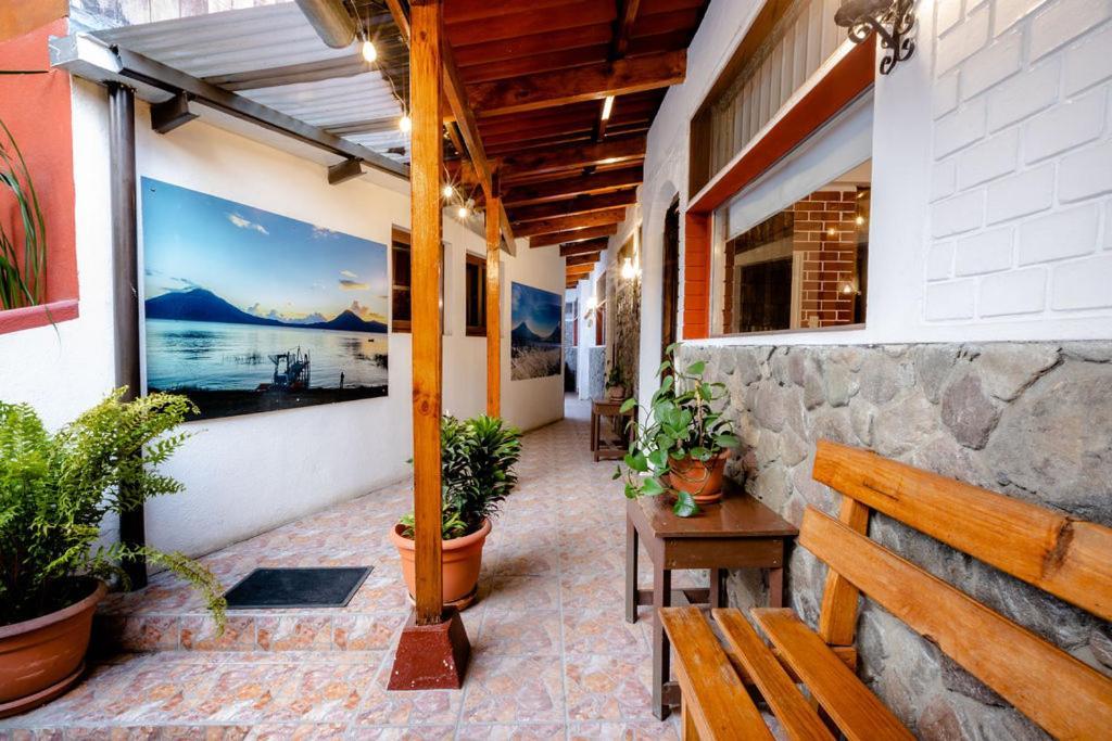 Hotel Fonda Del Sol Panajachel Exterior photo